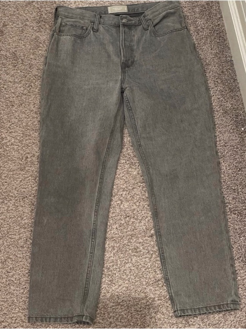 Everlane Cheeky Straight Jean - Picture 2 of 5